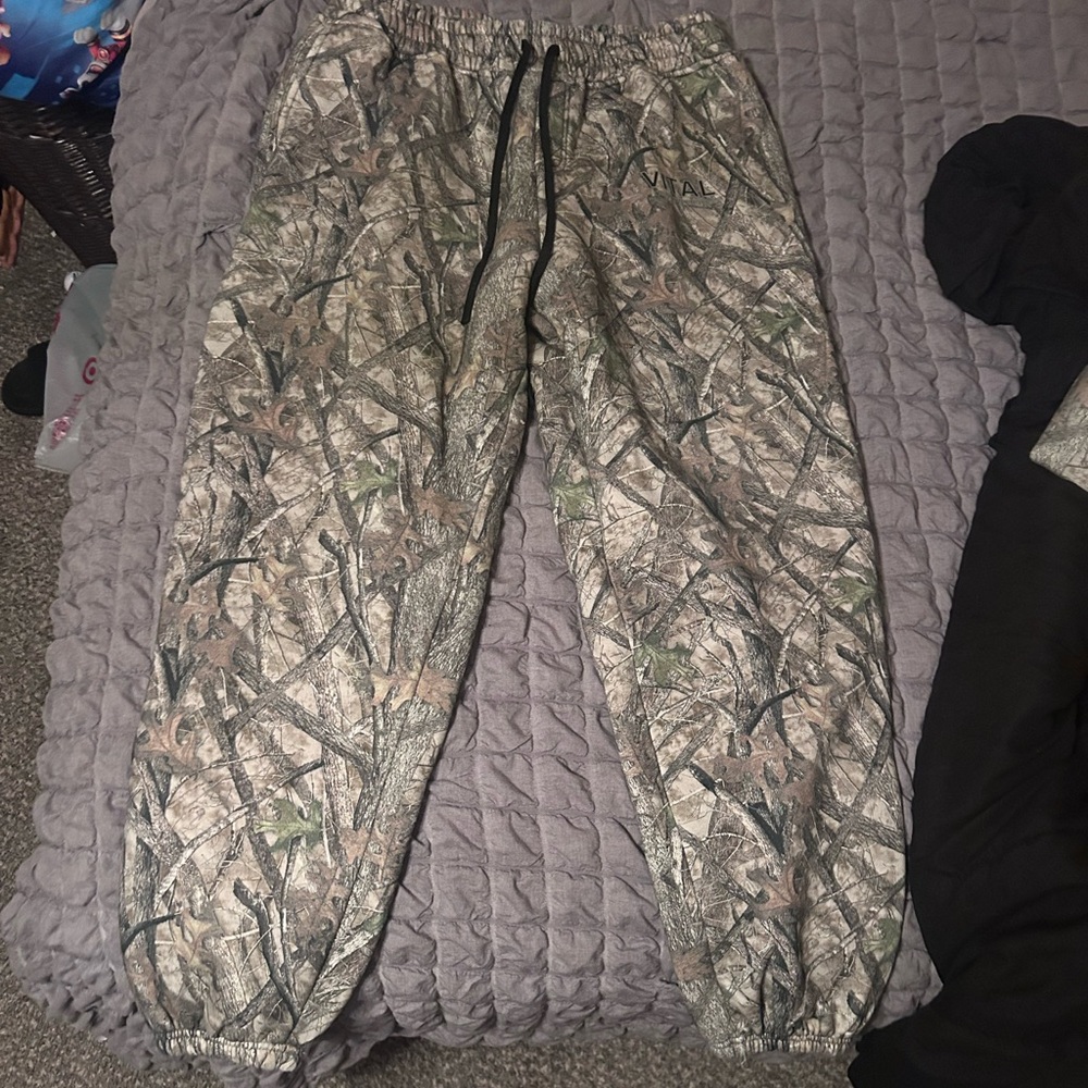 Woodland camo vital apparel sweat pants